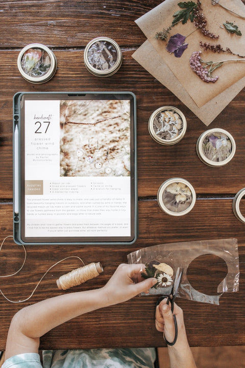 Nature Handicraft Ebook Vol. 1: A Year of Nature Handicrafts