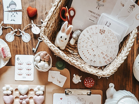 Alice in Wonderland Morning Basket