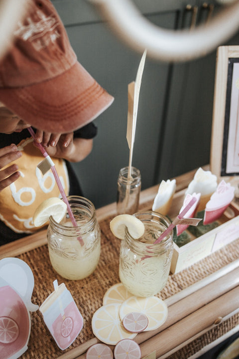 Lemonade Stand Dramatic Play Set